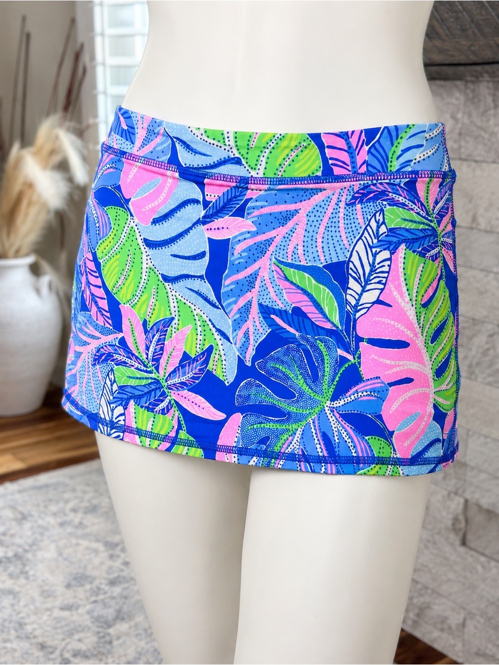 Lilly Pulitzer Luxletic Tropical Print Active Skort Skirt Size L 8-10 NWOT